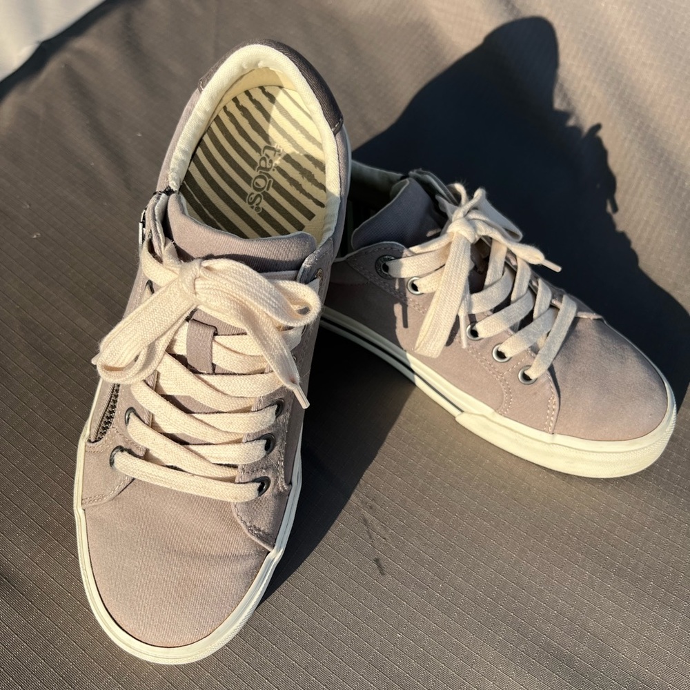 Taos Z-Soul grey/graphite womens size 8